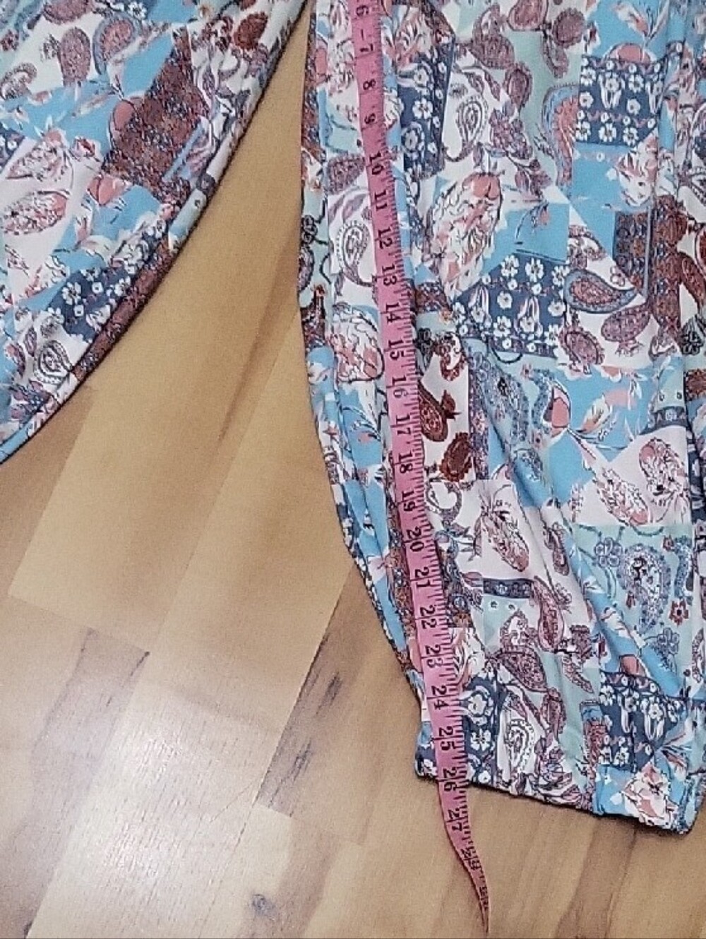 POL Women's Blue Paisley Balloon Jogger Pants Size Medium - Picture 14 of 14